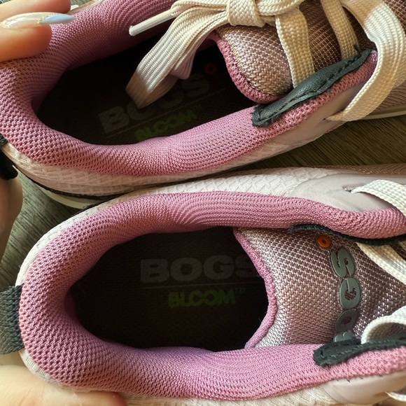Bogs misty rose steel toe sneakers - Picture 7 of 8